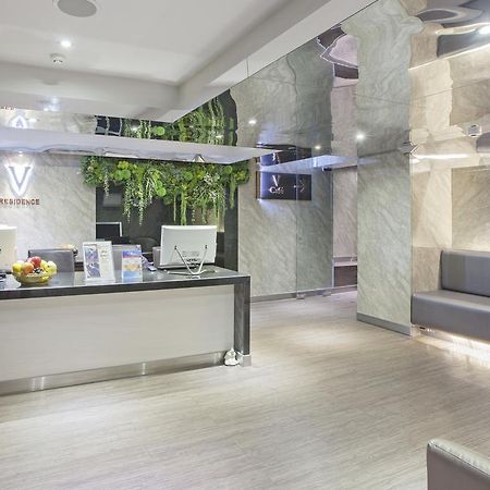 V Residence Bangkok Bagian luar foto