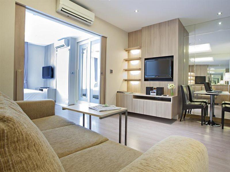V Residence Bangkok Bagian luar foto